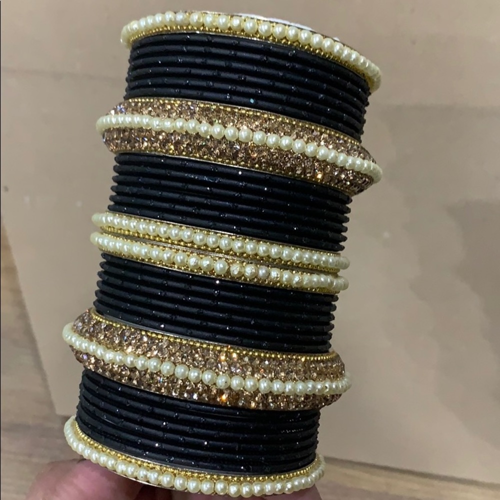 black bangles - Picture 2 of 4